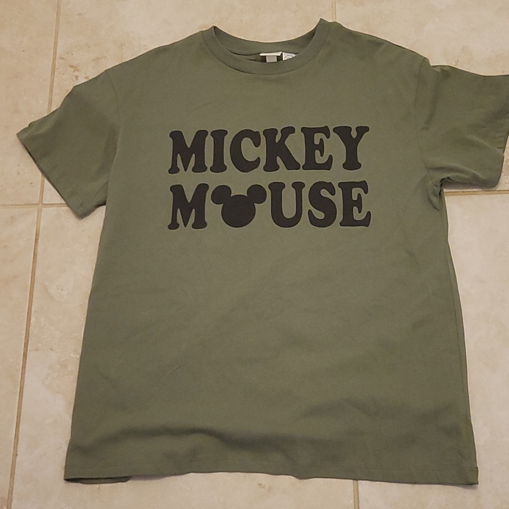 H&M disney tshirt
